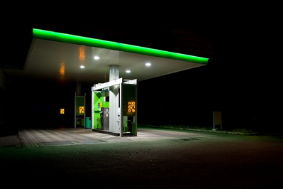 gas-station-night-123rF-9913970_xl.png